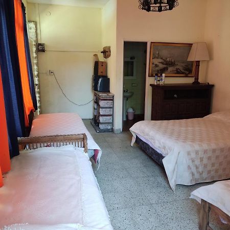 Olivos, Posada Y Habitaciones Buenos Aires Exteriör bild